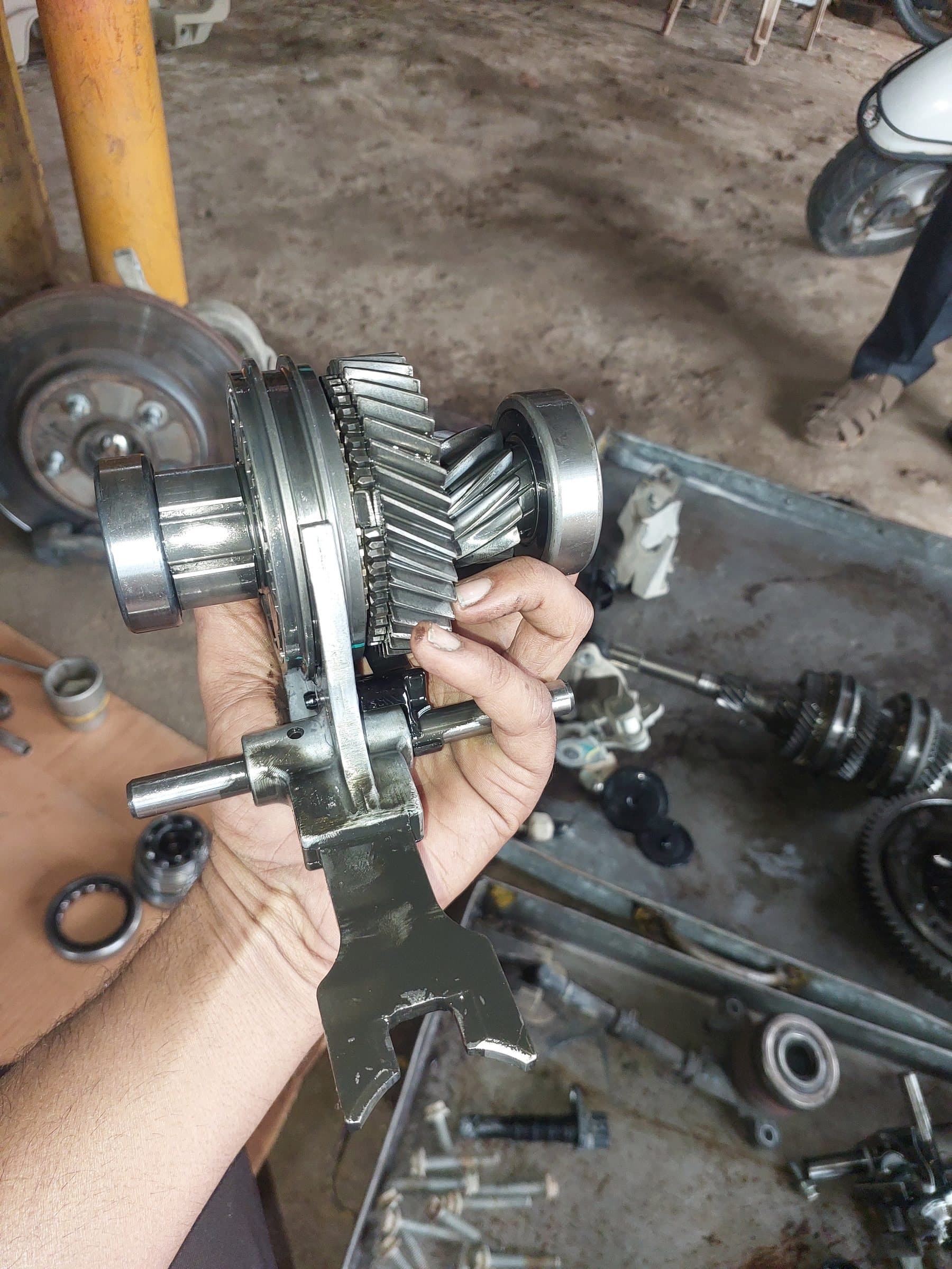Close-up of gearbox gears during mechanical repair